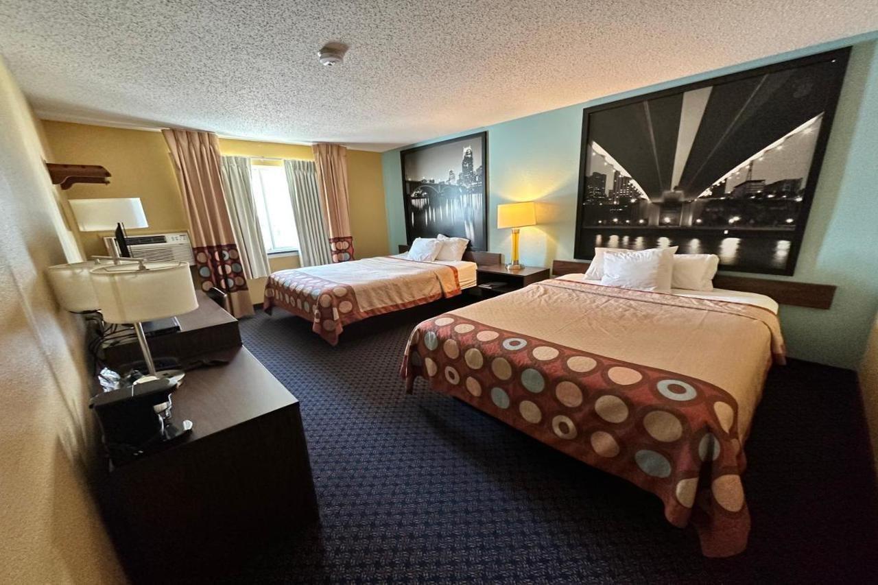 Super 8 By Wyndham Fergus Falls Екстер'єр фото
